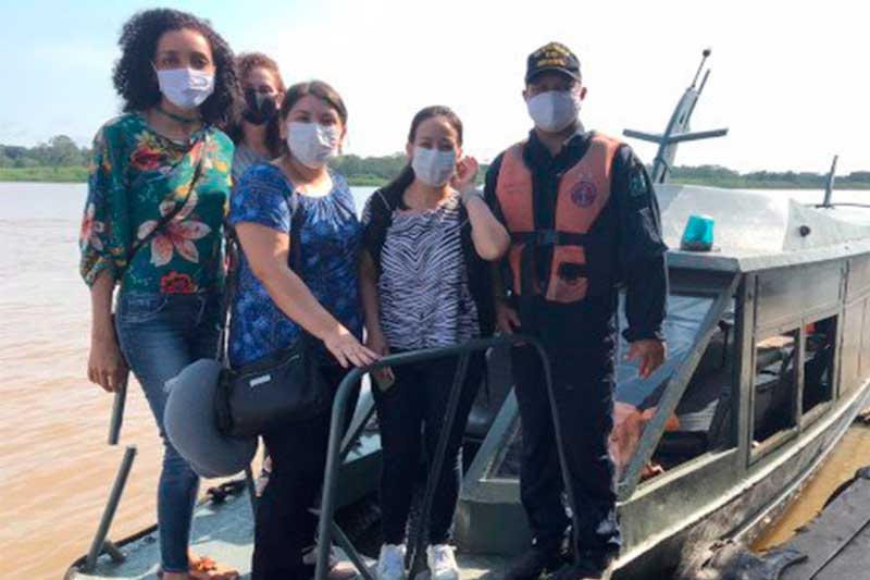 Estudantes da Ufam realizam estudo sobre a Covid-19 (Foto: Marinha do Brasil/Divulgação)