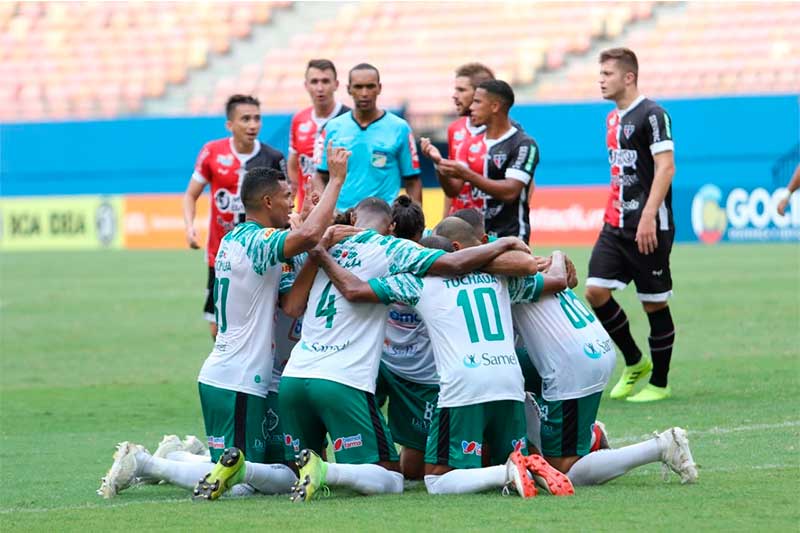 Jogadores do Manaus FC comemoram gol contra o Santa Cruz (Foto: Ismael Monteiro/MFC)