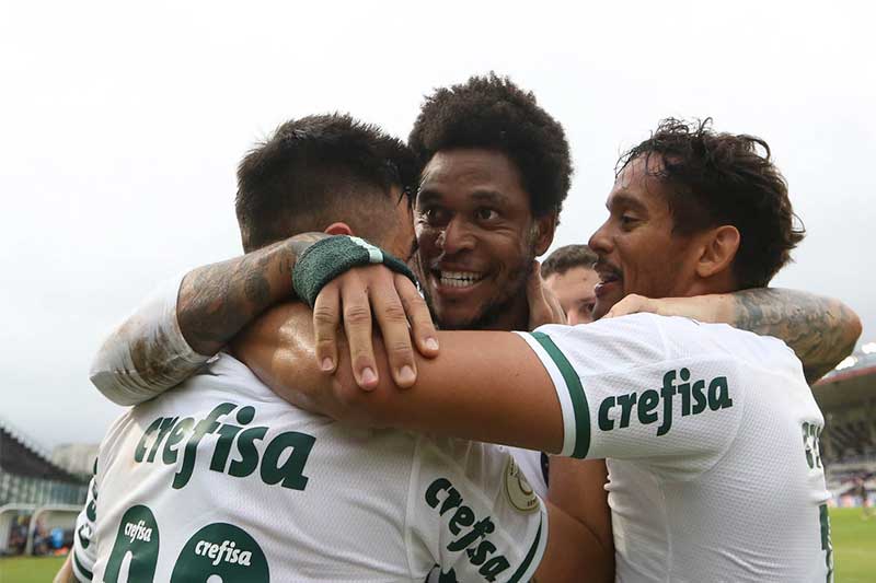 Jogadores do Palmeiras festejam gol da vitória (Foto: Cesar Greco/Palmeiras)