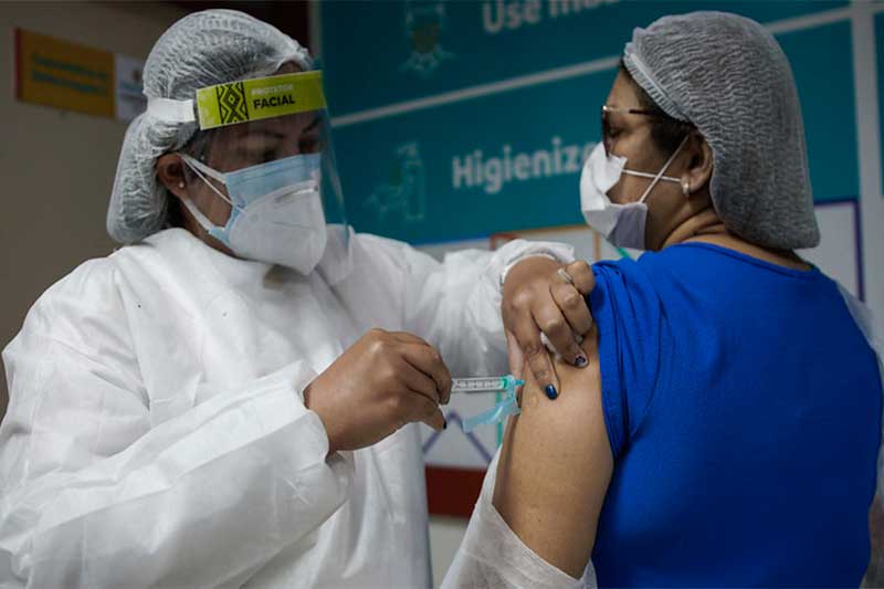 Órgãos de controle querem publicação da identidade dos vacinados (Foto: Semcom/Divulgação)