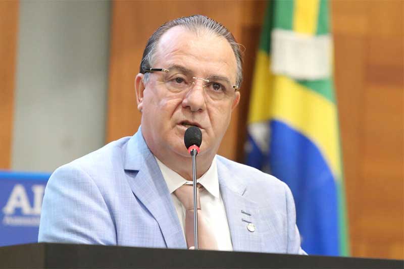 Deputado Silvio Fávero era contra obrigatoriedade da vacina (Foto: Angelo Varela/ALMT)