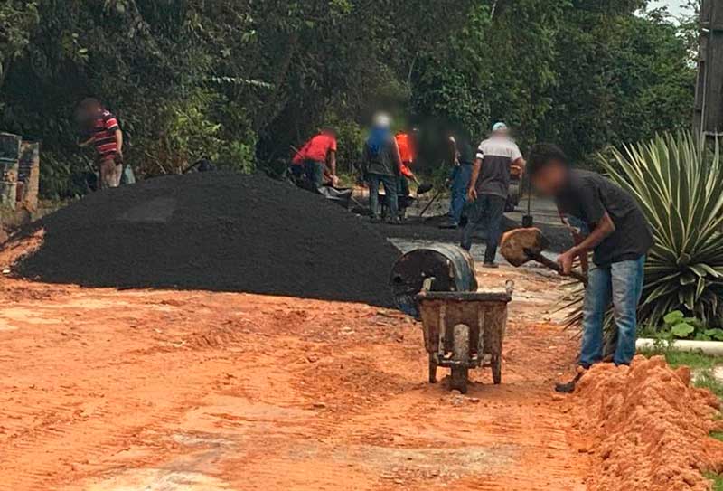 Desvio de asfalto envolve 30 toneladas do produto (Foto: Casa Militar/Divulgação)