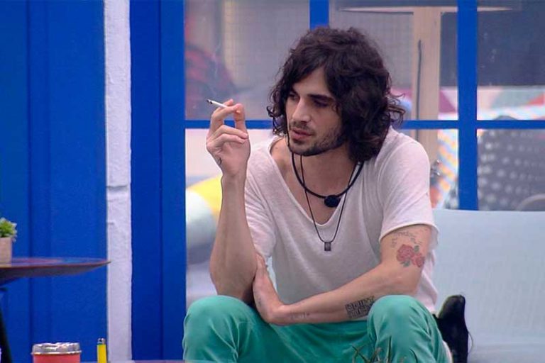 Fiuk E Carla Desistem De Prova E Estão No Paredão Do Bbb 21