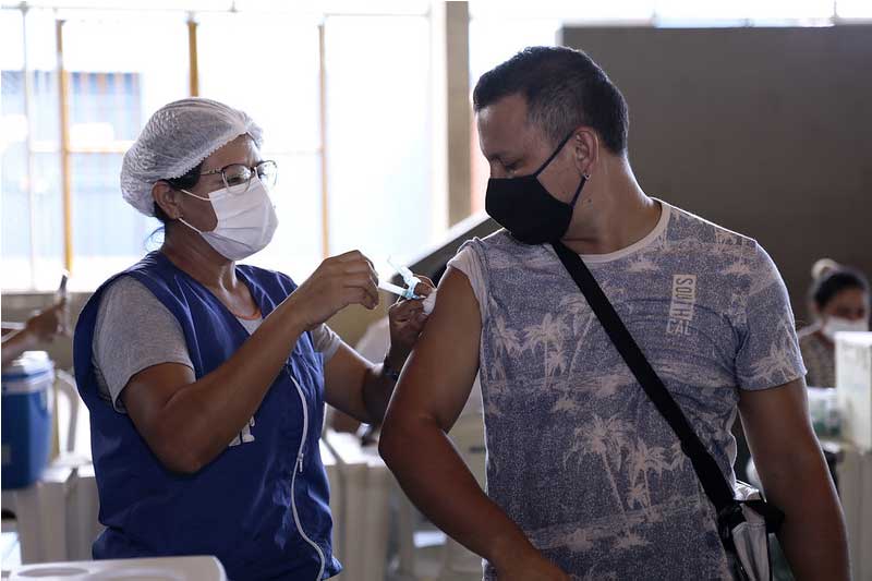 Aplicação de vacina será paralisada nesta segunda em Manaus (Foto: João Viana/PMM Semcom)