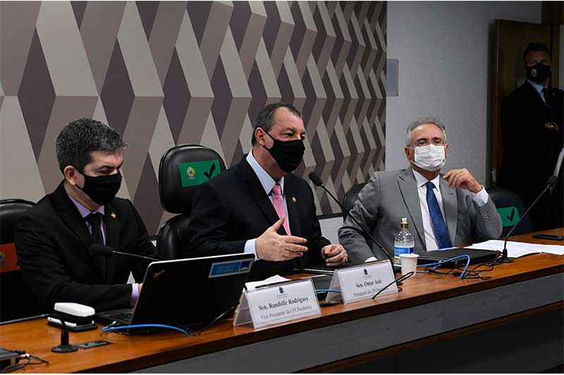 Randolfe Rodrigues, Omar Aziz e Renan Calheiros: nota pública (Foto: Edilson Rodrigues/Agência Senado)