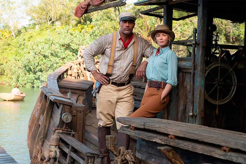 Dwayne Johnson e Emily Blunt em cena de Jungle Cruise (Foto: Disney/Divulgação)