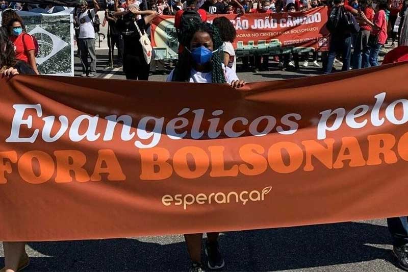 Evangélicos em manifestação contra Bolsonaro (Foto: Instagram/Esperançar)