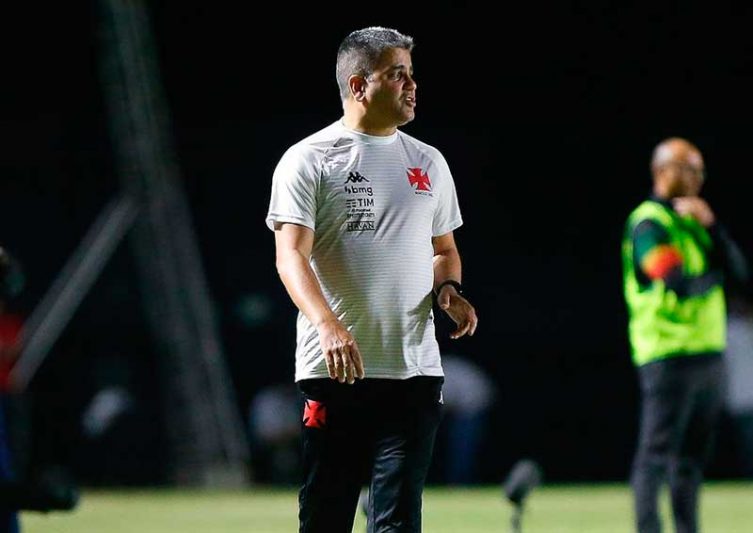 Marcelo Cabo foi demitido após empate com o Náutico (Foto: Rafael Ribeiro/Vasco.com)