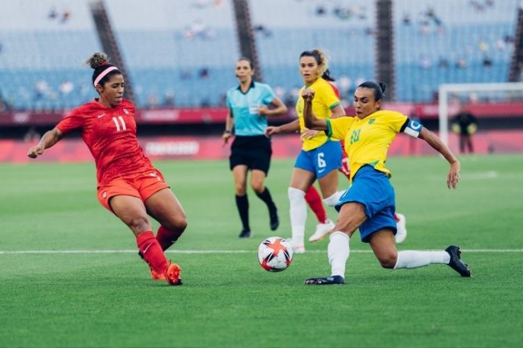 Brasil é eliminado nos pênaltis para o Canadá no futebol ...