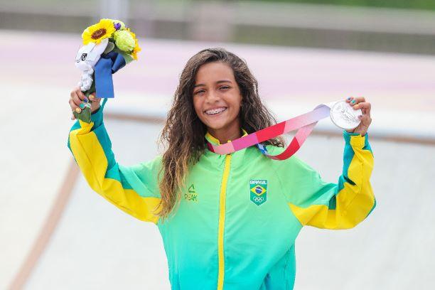Rayssa Leal se tornou a mais nova medalhista olímpica pelo Brasil (Foto: Wander Roberto/COB)