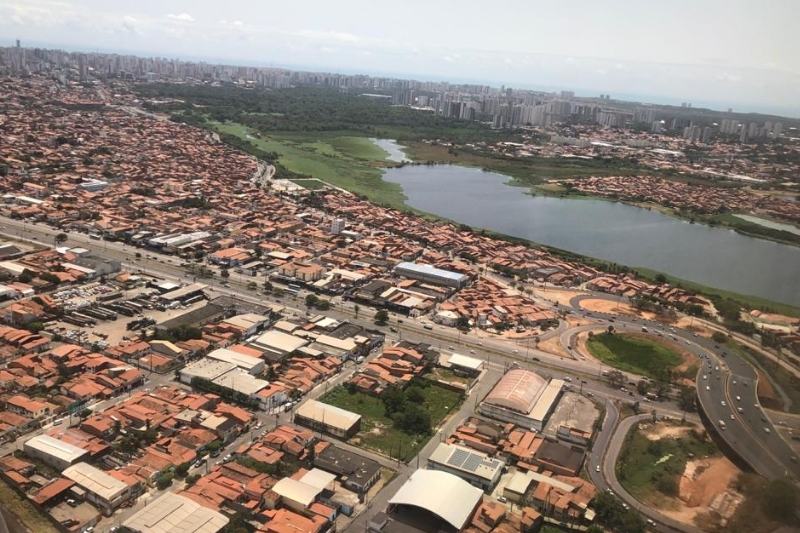 Vista aérea de Fortaleza: Ceará exige teste negativo de Covid a turistas (Foto: Murilo Rodrigues/ATUAL)