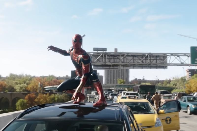 Pião homem aranha aperta para lançar spider man - Lembrei Que Tem