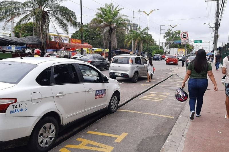 Taxistas poderão regularizar veículos durante mutirão da prefeitura (Foto: Walter Franco/ATUAL)