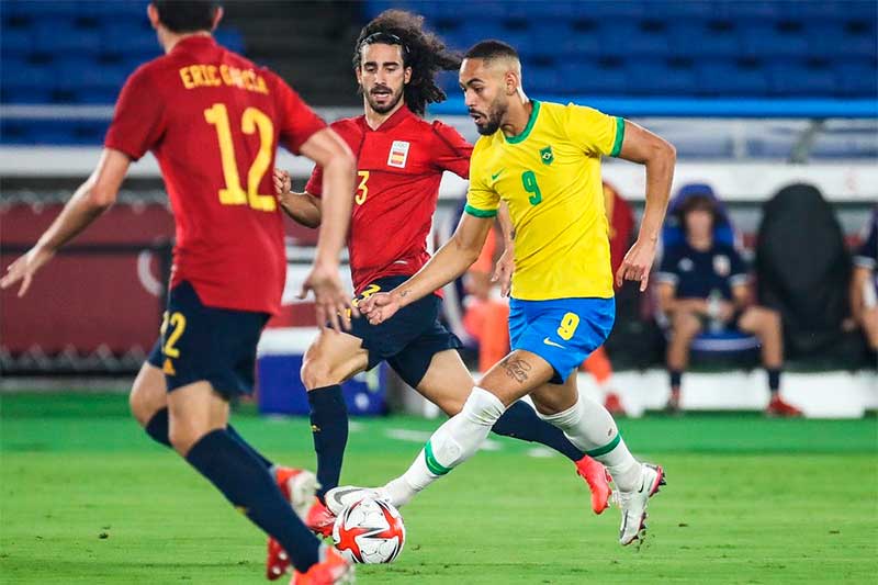 Brasil conquista o ouro no futebol masculino após 36 anos