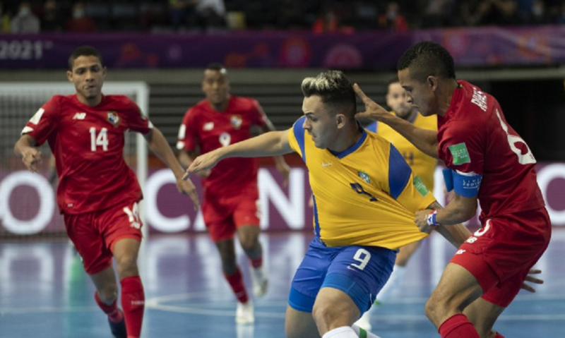 Brasil vence Panamá no Mundial de Futsal (Foto: Thaís Magalhães/CBF)