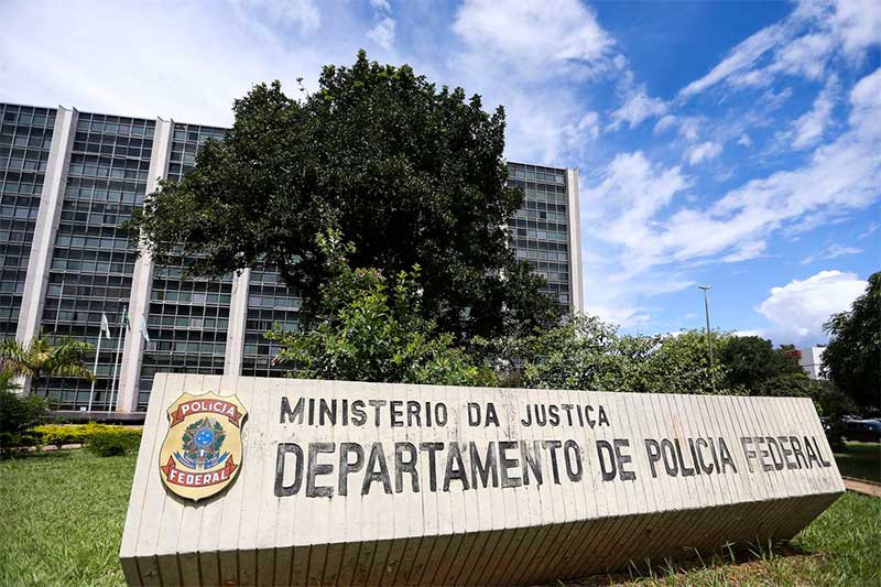 Polícia Federal aperta cerco ao dinheiro movimentado pelo tráfico (Foto: Marcelo Camargo/ABr)