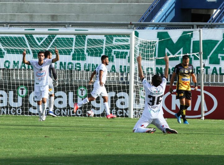 Manaus FC vence Novorizontino por 5 a 0 e lidera Grupo D (Foto: Antônio Assis/FAF)
