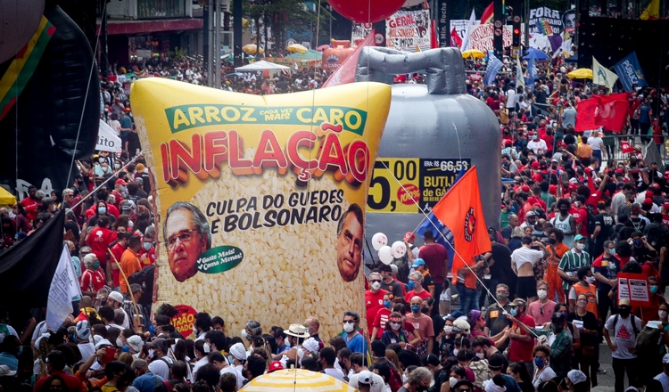 Atos anti-bolsonaro teve tímida participação popular
