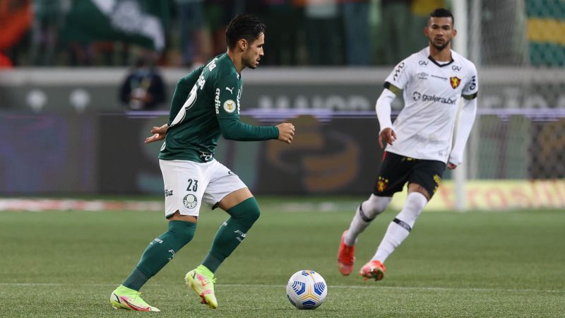 Raphael Veiga em jogo contra o Sport pelo Campeonato Brasileiro (Foto: César Greco/Palmeiras)