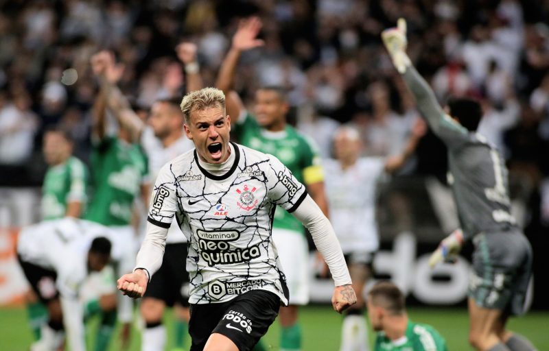 Róger Guedes marcou o gol da vitória no último lance (Foto: Rodrigo Coca/Agência Corinthians)