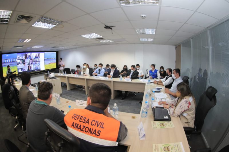 Reunião emergencial do Comitê de Controle da Covid-19 (Foto: Diego Peres/Secom)