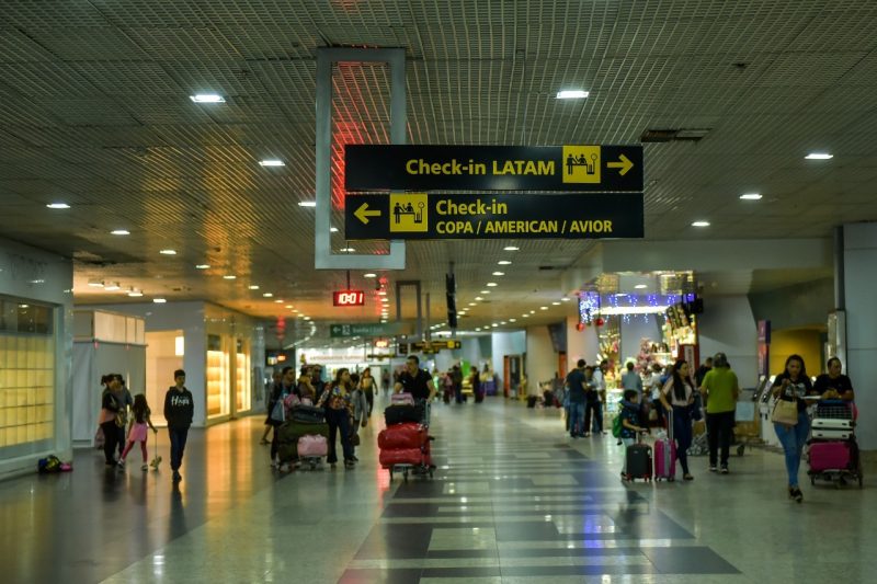 aeroporto Eduardo Gomes - foto -