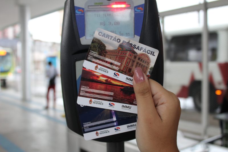 Novos modelos dos cartões PassaFacil lançados pelo Sinetram (Foto: Divulgação/Sinetram)