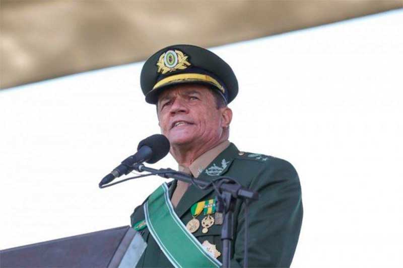 General Paulo Sérgio Nogueira de Oliveira ornou vacinação dos militares (Foto: Marcos Corrêa/PR)