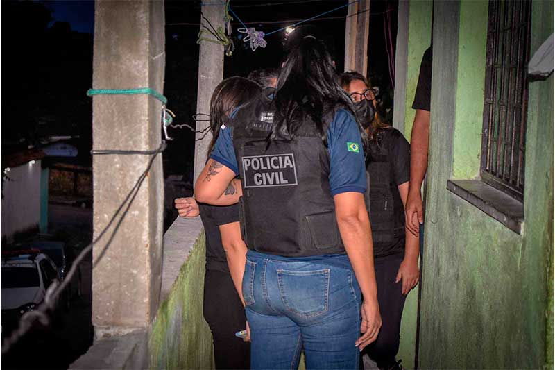 Policiais civis buscam suspeito de estupro em Manaus (Foto: Erlon Rodrigues/PC-AM)