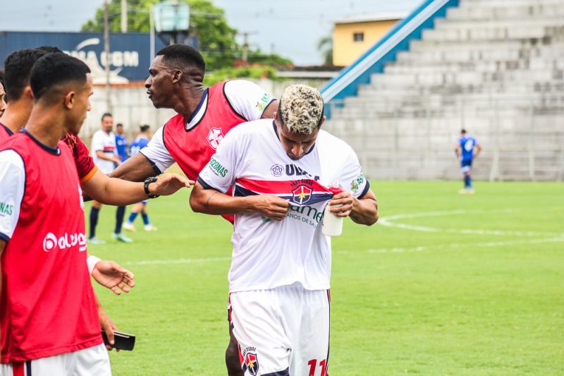 Fast Clube venceu São Raimundo e deixou a zona de rebaixamento (Foto: Rodrigo Silva/Fast Clube)