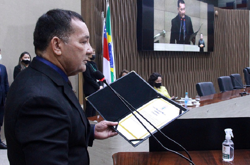 Gilmar Nascimento assume vaga na Câmara de Manaus (Foto: Robervaldo Rocha/CMM)