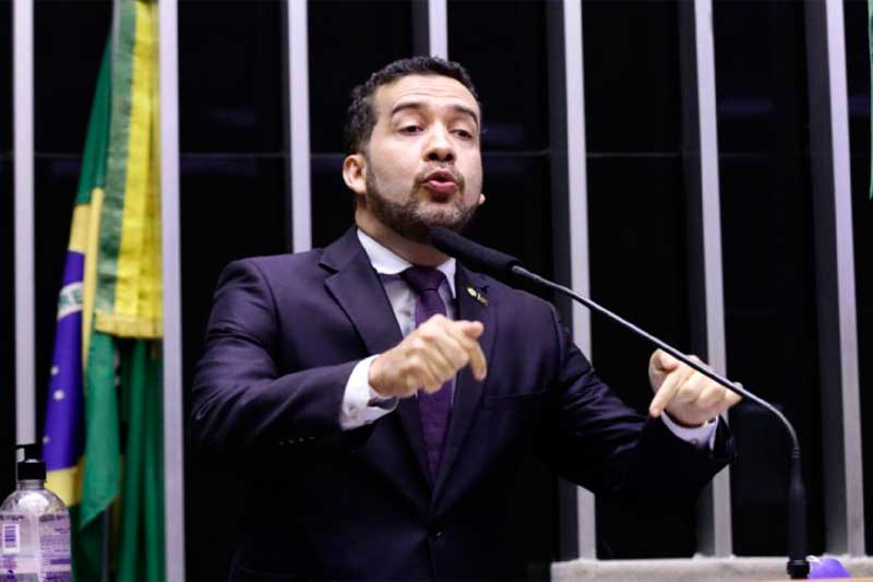 André Janones quer ser oposição a Lula e Bolsonaro (Foto: Cleia Viana/Agência Câmara)