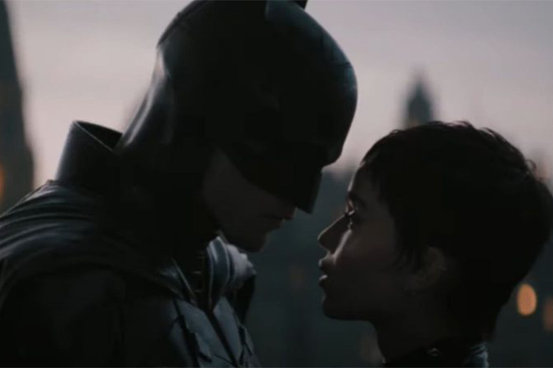 Robert Patson e Zoë Kravitz em cena de Batman: gênero revelado (Foto: Trailer/Reprodução)