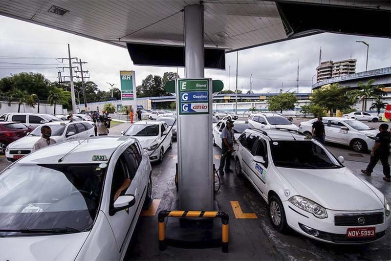 Gasolina a R$ 3,30 foi apenas para taxistas (Foto: Sindipetro/Divulgação)