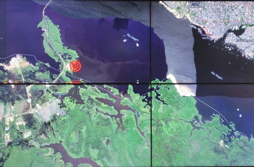 Foto de satélite mostra área das buscas (Foto: Carol Andrade/SSP-AM)