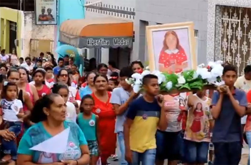 Romaria para Menina Benigna: devoção no Ceará (Foto: G1/YouTube/Reprodução)