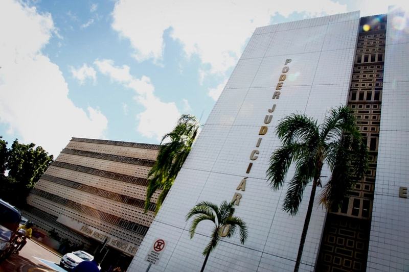 Em julgamento, réu condenado a 27 anos de prisão (Foto: Divulgação)