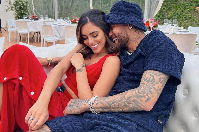 Mavie O Nome Da Filha De Bruna Biancardi Com O Jogador Neymar