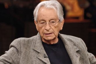 Fernando Gabeira comanda programa sobre meio ambiente (Foto: Globo News/Reprodução)