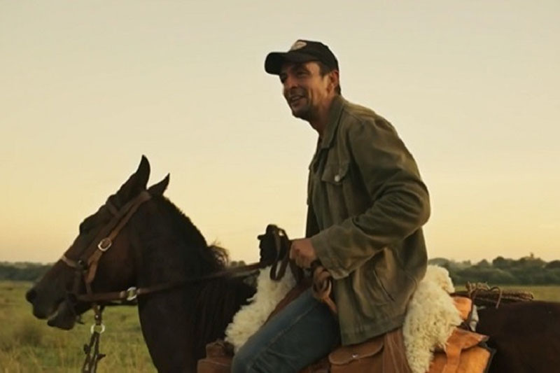 A cavalo, no Pantanal