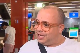 Humorista Abdiás Melo viralizou ao expor situação no aeroporto (Foto: RTP/Twitter/Reprodução)
