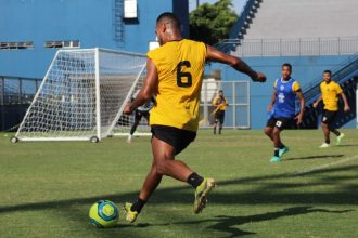 Amazonas decide a vaga na Série em casa e vai jogar no Estádio Carlos Zamith (Foto: Jadison Sampaio)