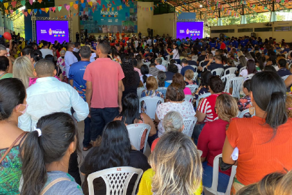 Entrega simbólica dos cheques ocorreu no Parque Municipal do Mindu (Foto: Murilo Rodrigues/ATUAL)