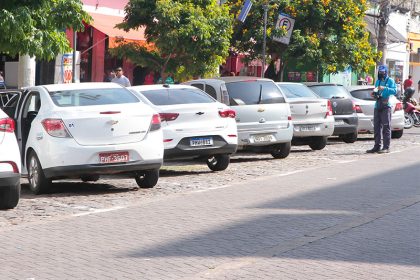 Estacionamento no Zona Azul será cobrado a partir do dia 8 (Foto: Marinho Ramos/Semcom)