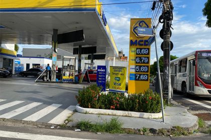 Litro da gasolina em Manaus custa R$ 6,89, em média (Foto: Murilo Rodrigues/ATUAL)