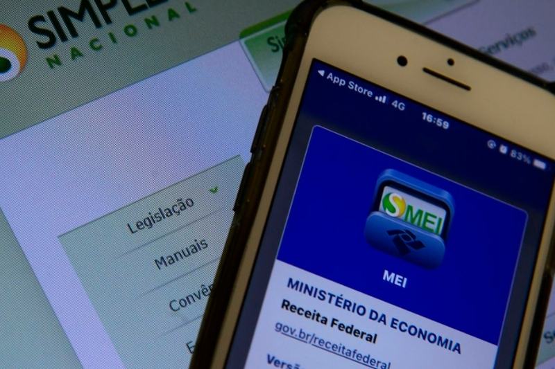 MEI pagará multa de 2% ao mês, com valor mínimo de R$ 50 e máximo de 20% sobre o valor total dos tributos declarados (Marcello Casal Jr/ABr)