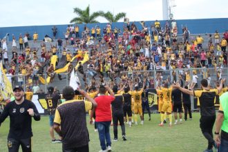 Amazonas conta com apoio da torcida para garantir acesso à terceira divisão (Foto: Jadison Sampaio/Amazonas)