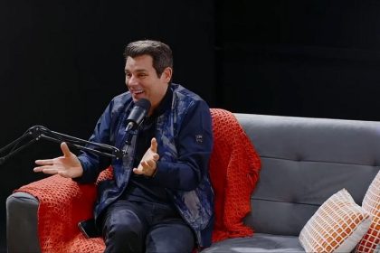 Celso Portiolli conversou com o casal Nóbrega no programa 'O Pod é Nosso' (Foto: Reprodução/Youtube)