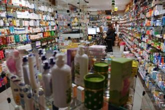 A farmácia sofre menos o reflexo da elevação nos juros, mas sente a inflação nos custos (Foto: Jefferson Rudy/Agência Senado)