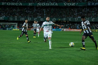 Santos venceu Coritiba com gol nos acréscimos (Foto: Ascom/Coritiba)